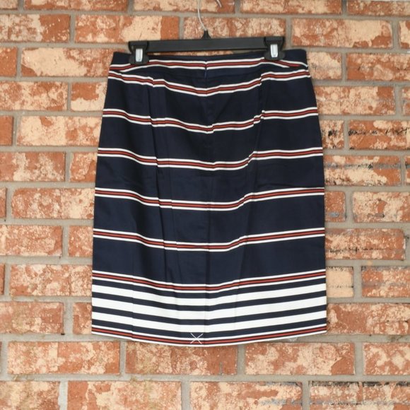J. Crew The Pencil Skirt NWT - Picture 4 of 5